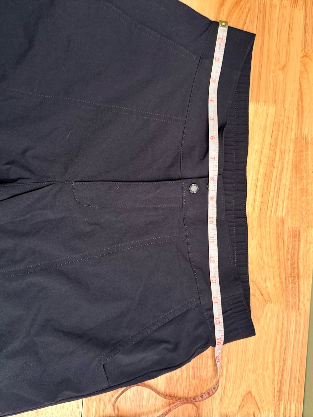 Columbia women’s size 10 regular sportswear roll up pants with Omni-shield - Picture 2 of 14